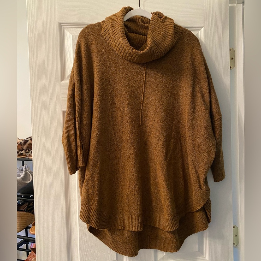 Loose Turtle Neck Sweater